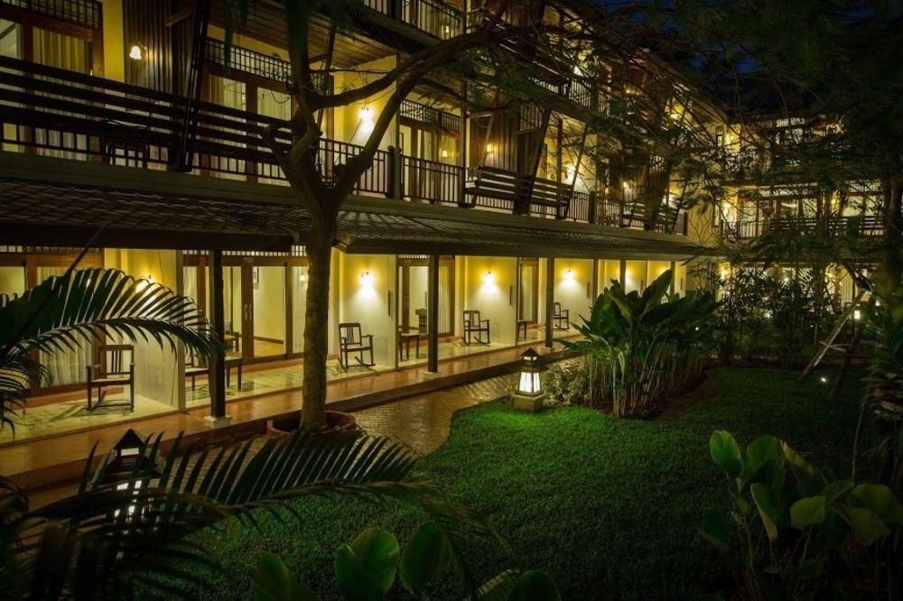 Ratchapruek Lanna Boutique Hotell Chiang Mai Exteriör bild