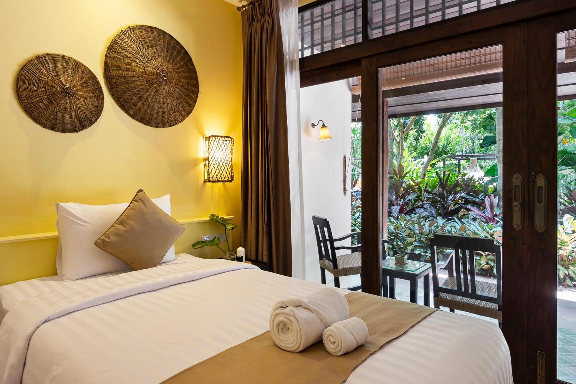 Ratchapruek Lanna Boutique Hotell Chiang Mai Rum bild